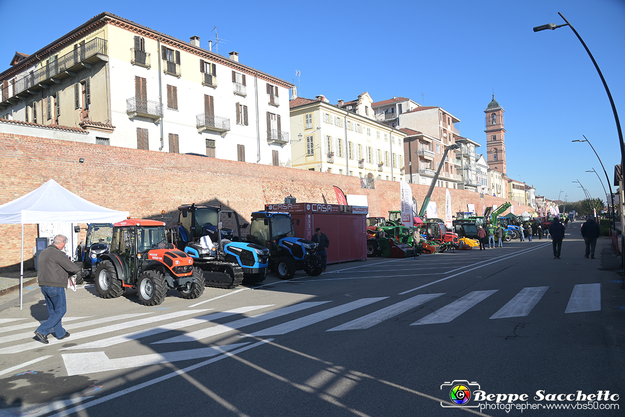 VBS_7280 - Fiera dei Santi - 12.ma Fiera Nazionale del Tartufo.jpg